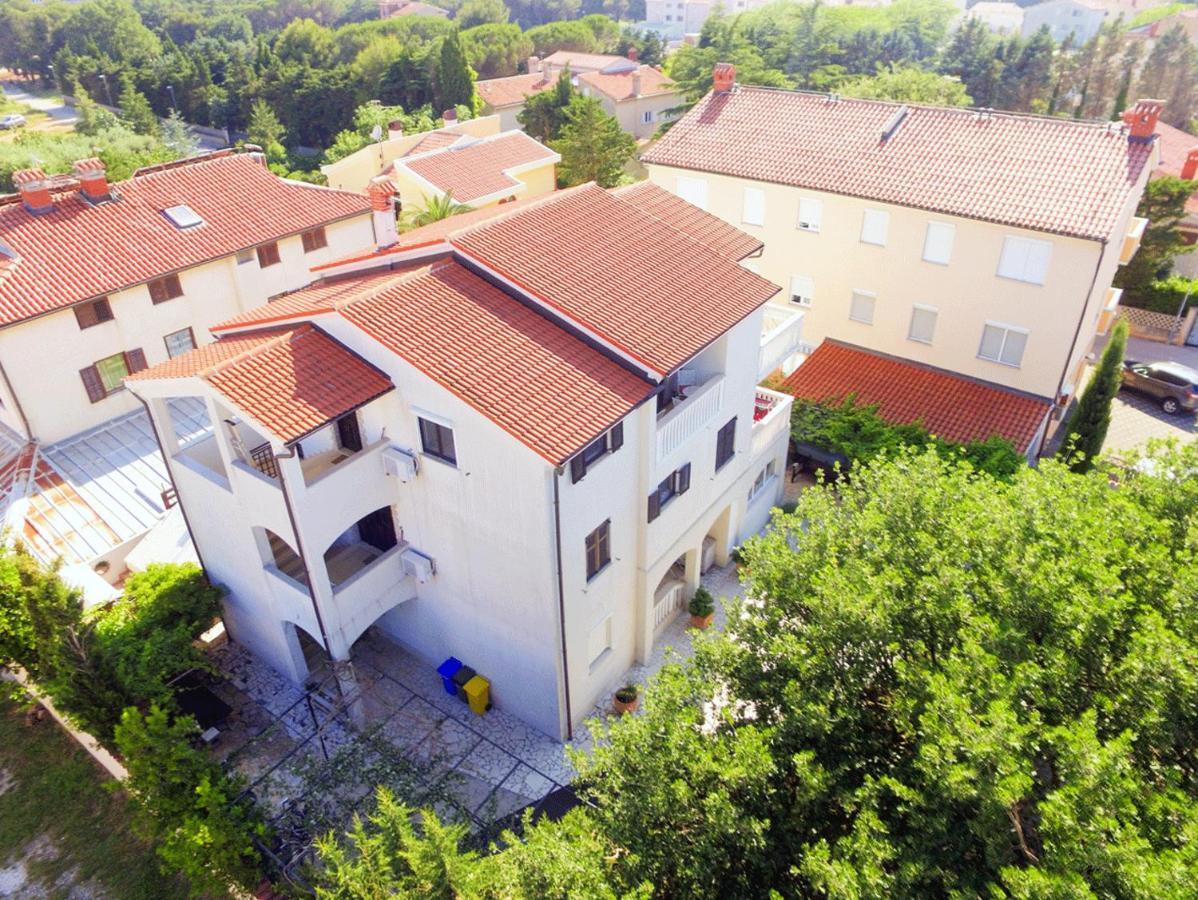 Apartmani Marin Medulin Exterior photo